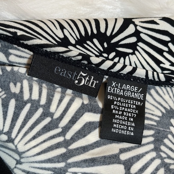 Nwt East 5th Black and White Tank Top - Picture 10 of 12